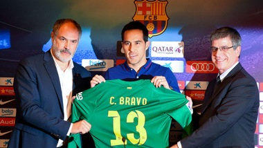 Calciomercato Barcellona, ufficiale l'arrivo di Bravo: firmato contratto di 4 anni