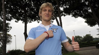 Calciomercato Lazio, Basta si presenta