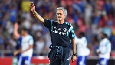 Mourinho, patente ritirata per 6 mesi