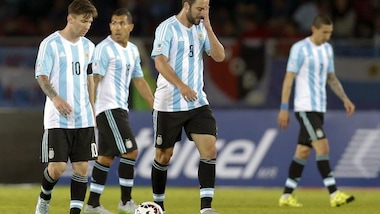 Argentina, non bastano Higuain e Tevez: pari con il Paraguay