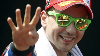 MotoGp Yamaha, Zeelenberg a Lorenzo: «Resta qui e vinci il titolo»