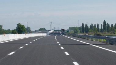 USA “automatici” su frenata e alcol