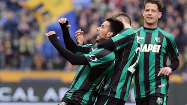 Sassuolo, tris di rinnovi: Magnanelli in prima fila