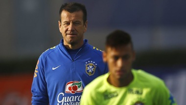 Dunga: «Neymar? Abbiamo bisogno di uomini, non di bambini»