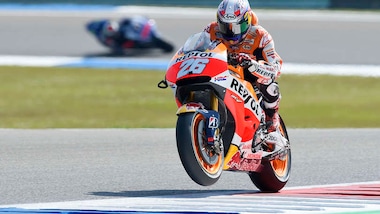 MotoGp, Assen: Pedrosa guida le seconde libere, Rossi 3°