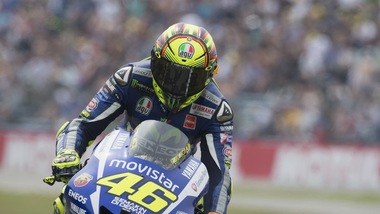 MotoGp Assen: Rossi, gara pazzesca! Marquez battuto in volata