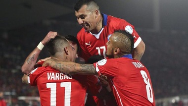 Doppietta di Edu Vargas: il Cile vola in finale