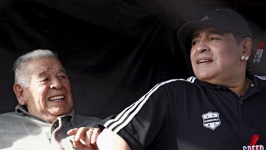 Maradona: «Senza mio padre non sarei stato nessuno»