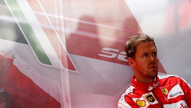 F1 Ferrari, Vettel: «Vorrei che Raikkonen rimanesse»