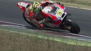 MotoGp Ducati, Iannone: «Sono contento dei test»