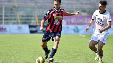 Casertana, è ufficiale il ritorno di Pezzella