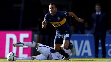 C'è Tevez, festa Boca davanti a Maradona