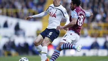 Napoli, virata su Chiriches