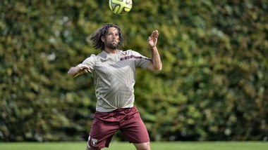 Cagliari, Amauri se salta Avenatti