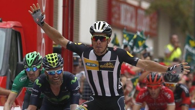 Vuelta, volata vincente di Sbaragli: è sua la 10ª tappa