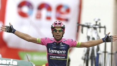 Vuelta, Oliveira trionfa a Tarazona