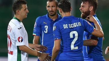 De Rossi, gol ed espulsione contro la Bulgaria