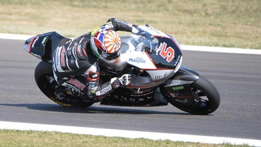 Moto2, San Marino: pole da record per Zarco