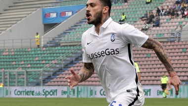 Fermati un turno Pinilla, Rizzo, Badelj e Vrsaljko