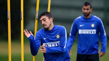 Inter, ballottaggio Telles-Juan Jesus