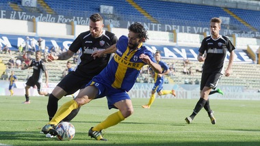 Domenica Cavese-Reggina. Mezzolara-Parma su Sky
