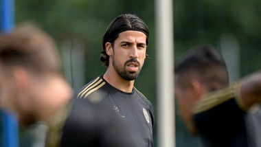 Juve, lista anti-Siviglia: convocato Khedira