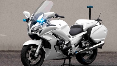 Yamaha presenta le moto in “divisa”