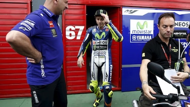MotoGp Yamaha, Rossi: «Saranno tre settimane difficili»
