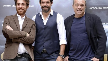 Amendola: «Totti, non fare la fine di Del Piero». Germano e Favino: «Roma ai romani»