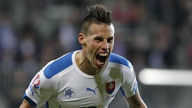 Euro 2016: Slovacchia e Russia volano in Francia, spareggi per Ibrahimovic