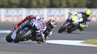 MotoGp Sepang: Lorenzo in testa nelle libere, Rossi 8°