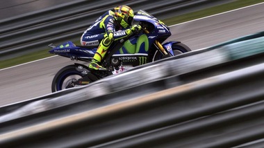 MotoGp, Sepang: confermata penalità per Rossi