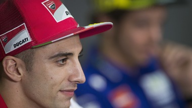 MotoGp, Iannone: «Spero che il Mondiale lo vinca Rossi»