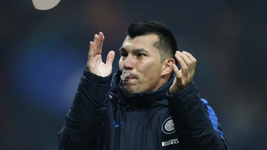 Inter, fiducia Medel: recupera per il Toro