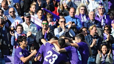 Fiorentina-Frosinone 4-1, viola show, Sousa torna in testa