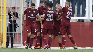 Trapani-Spezia 5-1, una manita scaccia la crisi per Cosmi