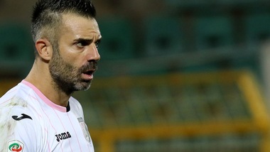 Calciomercato Palermo, Sorrentino rinnova entro Natale