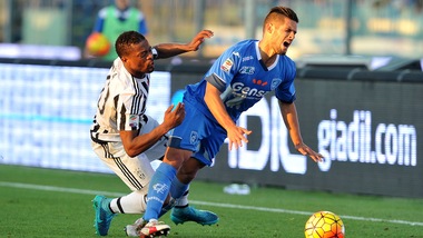 Juve, l'obiettivo: rinnovo con Evra