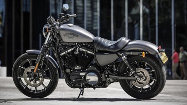 EICMA 2015: Harley-Davidson Sportster, più comfort sulla Iron 883
