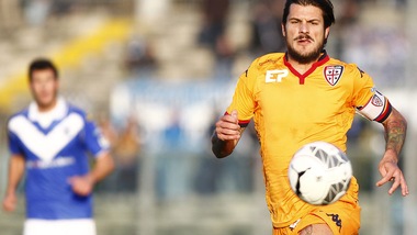 Serie B Cagliari, Dessena operato: «Ringrazio tutti i tifosi»