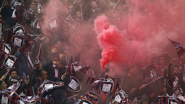 Milan-Crotone, che spettacolo l'invasione pacifica dei tifosi rossoblù!