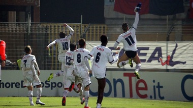 Como-Crotone 0-1, Juric resta primo con Budimir