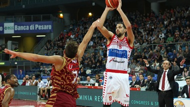 Milano e Sassari risorgono, Pesaro inguaia Torino