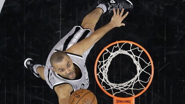 Parker intervista Digne: "Dì a Totti che ho la sua maglia"