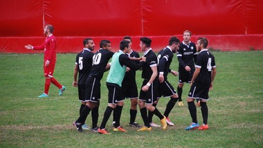 Eccellenza B - Il Tortona spiana la strada del Casale