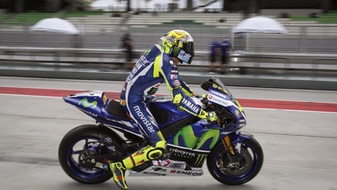 MotoGp: Valentino Rossi insegue Lorenzo nell'ultima giornata di test