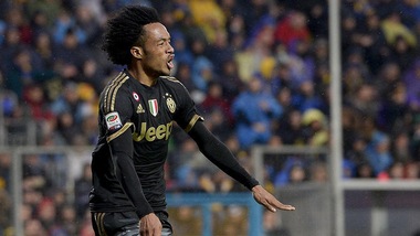 Serie A, Frosinone-Juventus 0-2: Cuadrado e Dybala, 14ª vittoria di fila