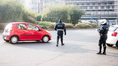 Guida senza patente? Non è più reato