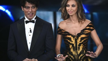 Sanremo 2016, i look più stravaganti sul palco dell'Ariston