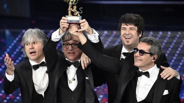 Sanremo 2016, vincono gli Stadio: share in calo per Juventus-Napoli